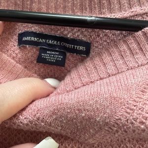 American Eagle lightweight pink sweater